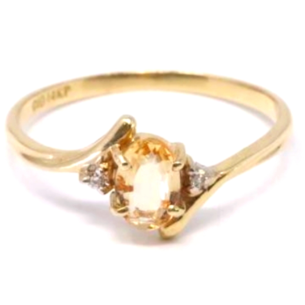 14kt Yellow Gold Diamond & Citrine Ring